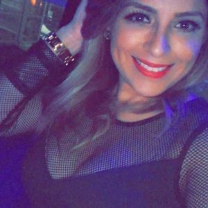 Meet your Posher, Elia